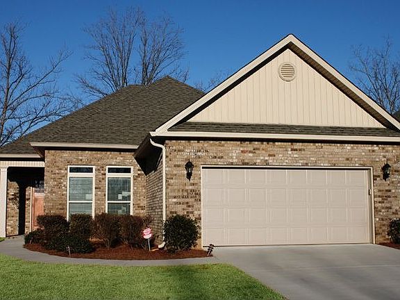 2nd image of 304 Greythorne Dr