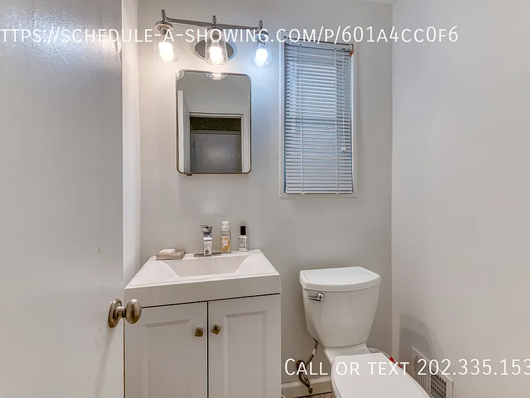 1525 Channing St NE — Photo 18