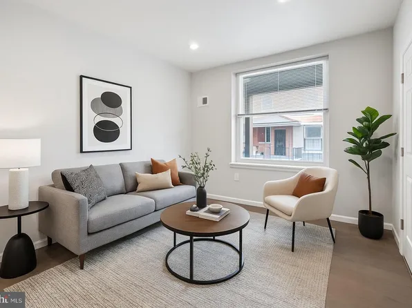 5224 Harlan St, Philadelphia, PA 19131