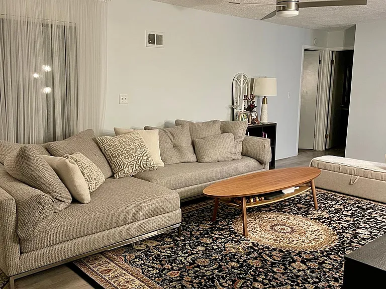18344 University Park Dr — Photo 3