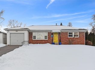 8001 Brittin Pl, Saint Louis, MO 63123