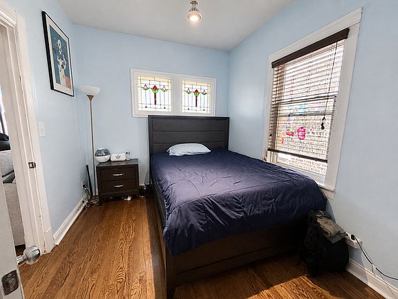 4th image of 1835 S 55th Ct