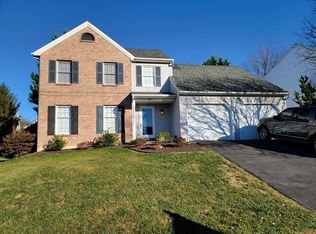 283 Black Oak Dr, Lancaster, PA 17602