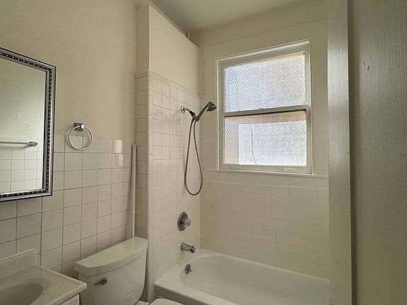 5th image of 1490 Pine St APT 2