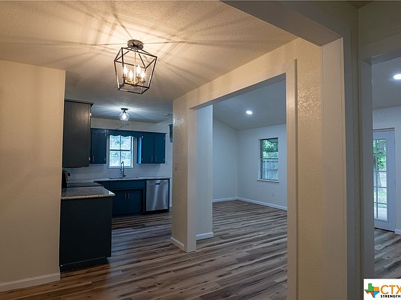 4th image of 2610 Mears Dr