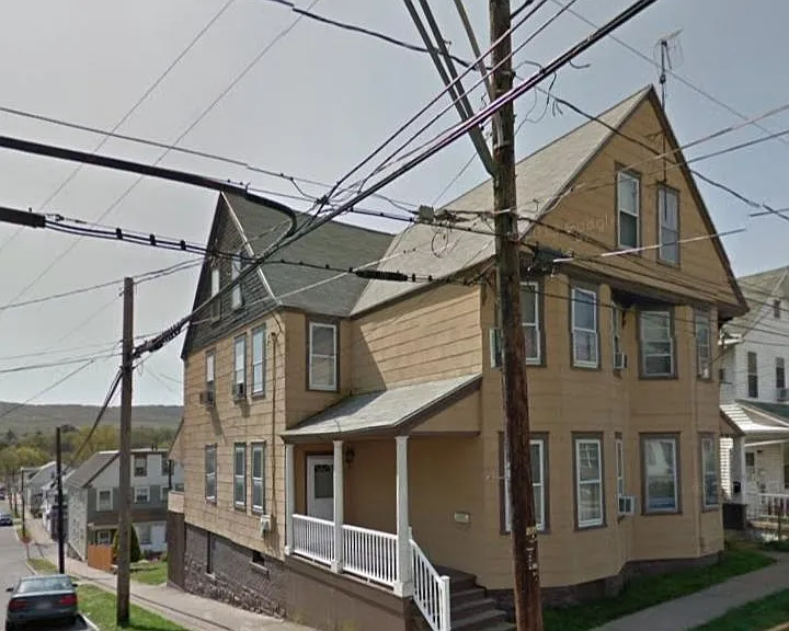 97 Madison St — Photo 10