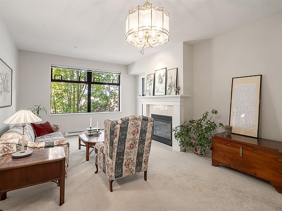 5th image of 588 W 45th Ave #308