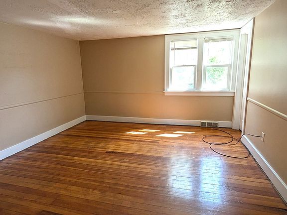 5th image of 863 Lincoln Ave #857
