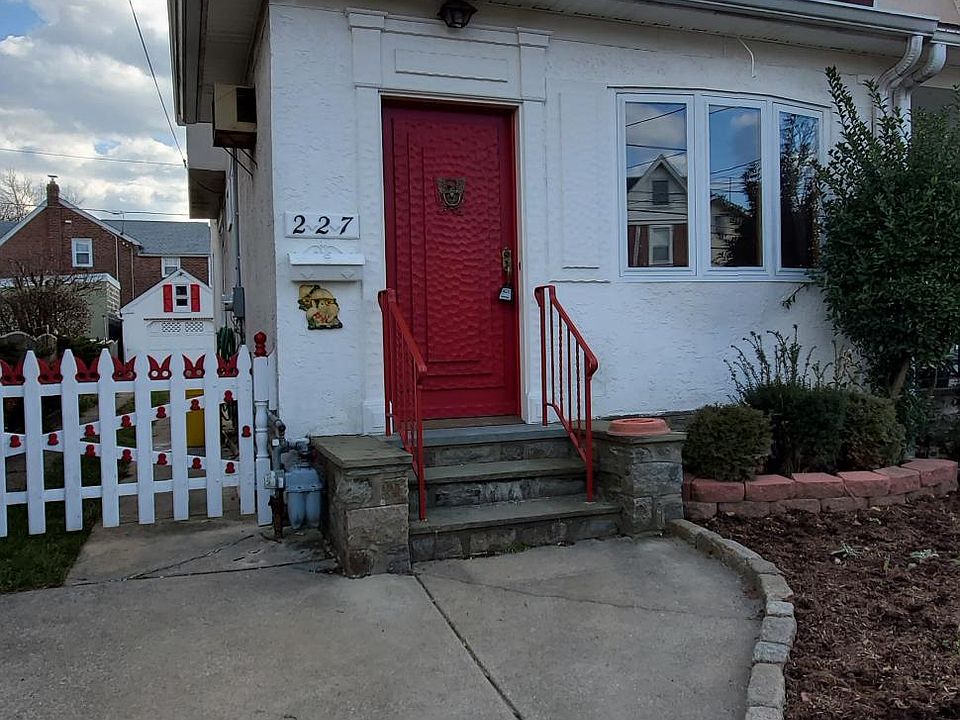 front of house and off street parking space