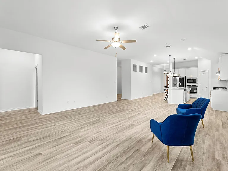 489 Cherrystone Loop — Photo 4