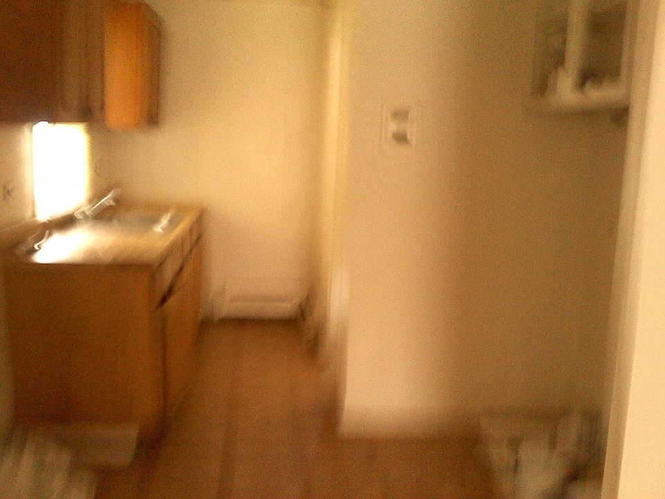 2nd image of 17615 Lahser Rd APT 2