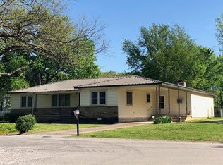 407 W Caddo Ave, Wilburton, OK 74578