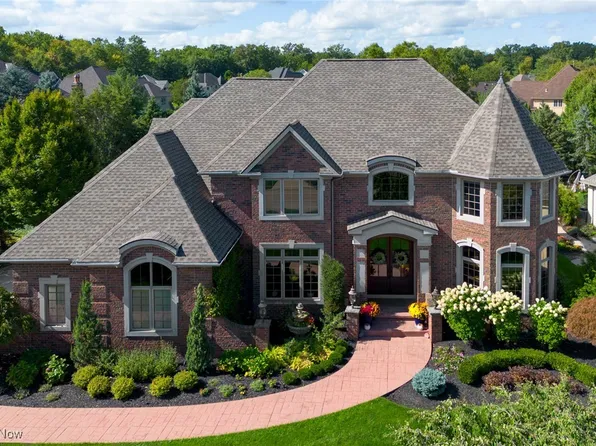 1968 Bordeaux Way, Westlake, OH 44145