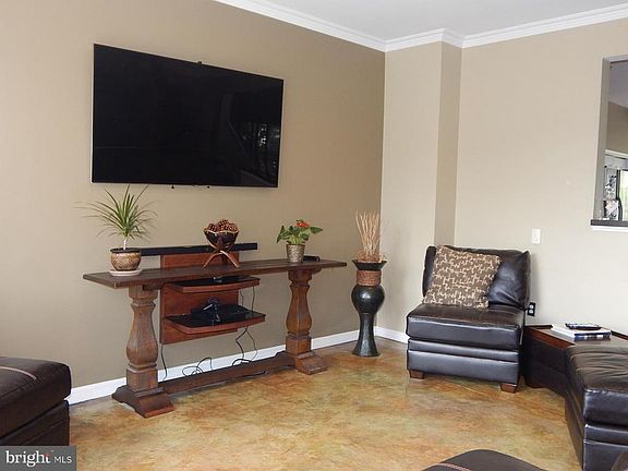 3rd image of 14308 Montverd Ct