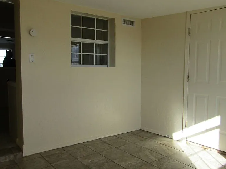 3412 NW Lincoln Ave — Photo 9