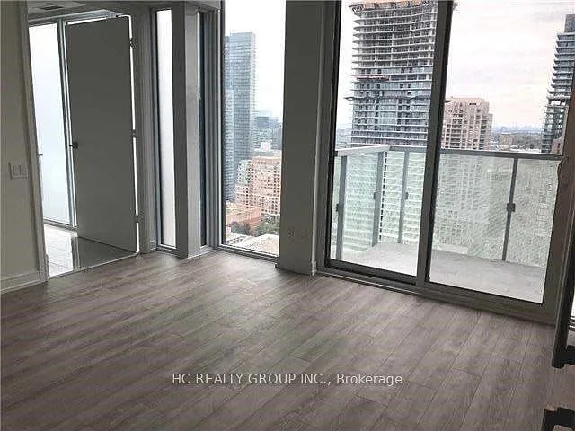 28 Wellesley St E #2810 — Photo 3
