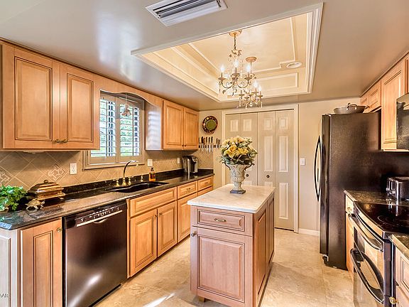 5th image of 235 Ashford Ct