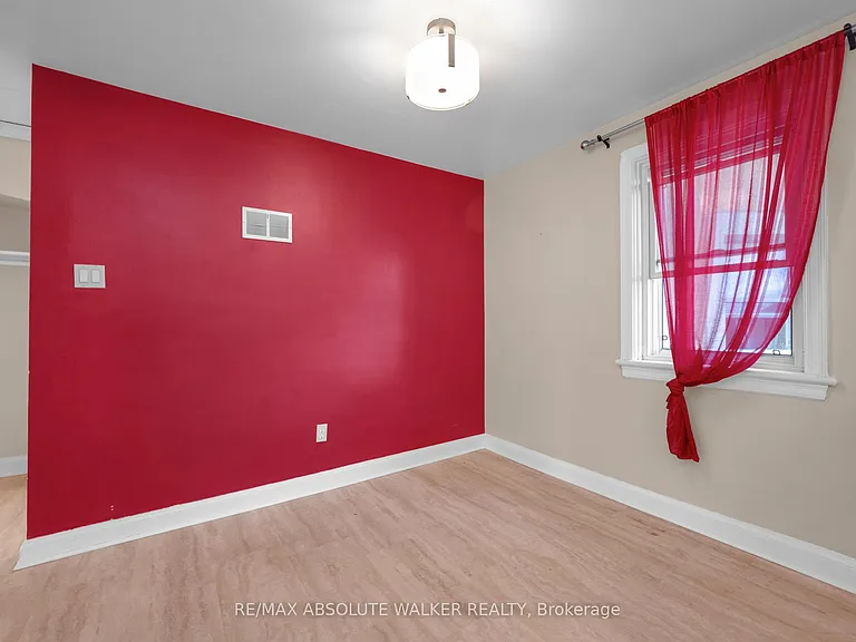 131 Dagmar Ave #3 — Photo 18