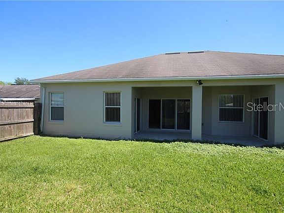 3rd image of 815 Ognon Ct
