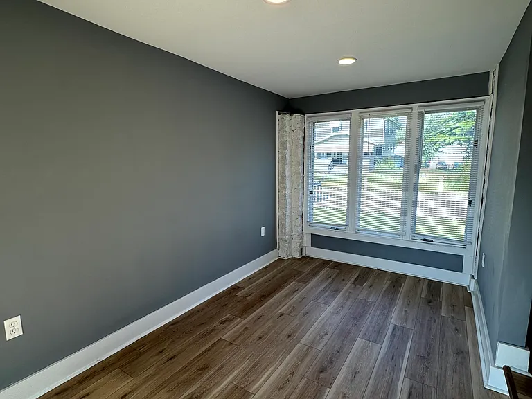 215 Brehl Ave — Photo 12