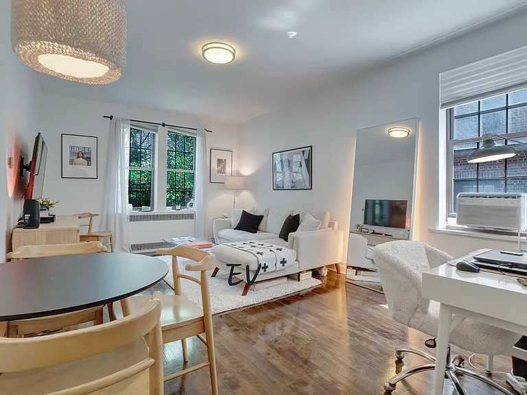 150 Remsen St #12 — Photo 1