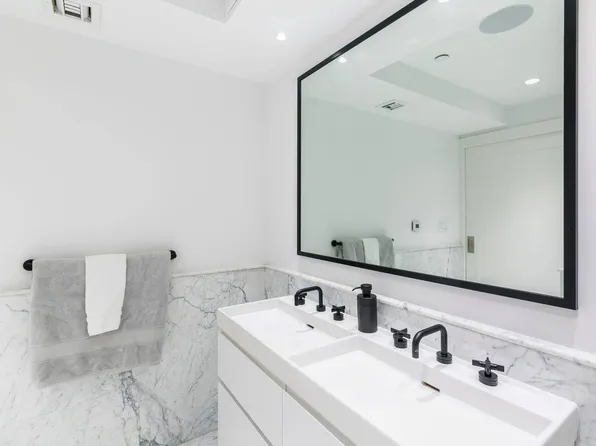 265 East Houston Street image 12 of 18