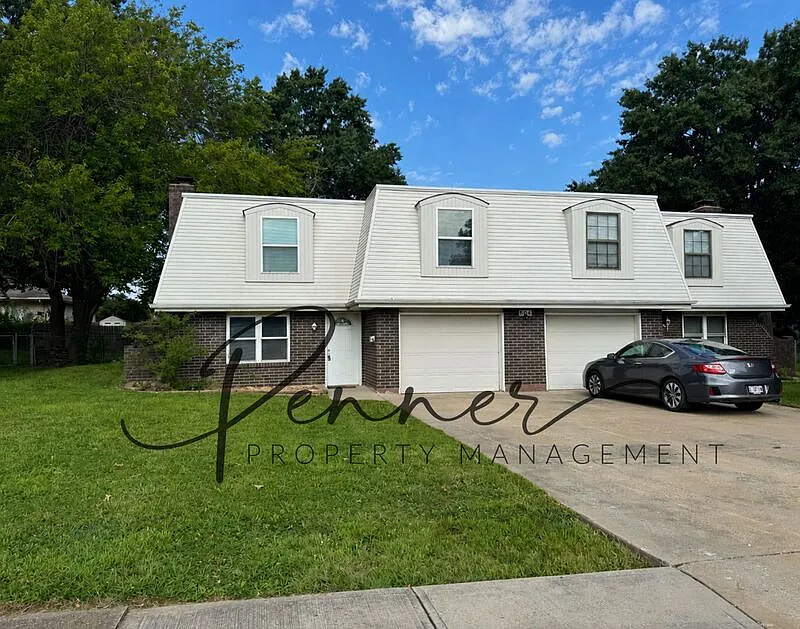 3 bed, 3.0 bath, 1560 sqft, $1,475 — Photo 1