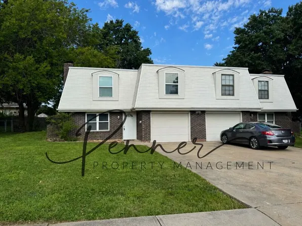 604 NE Magellan Ave, Lees Summit, MO 64063