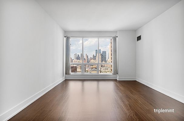 1st image of 350 W 42nd St APT 25E