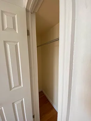 Rented by BRICK & GALO REALTY CORP | media 9