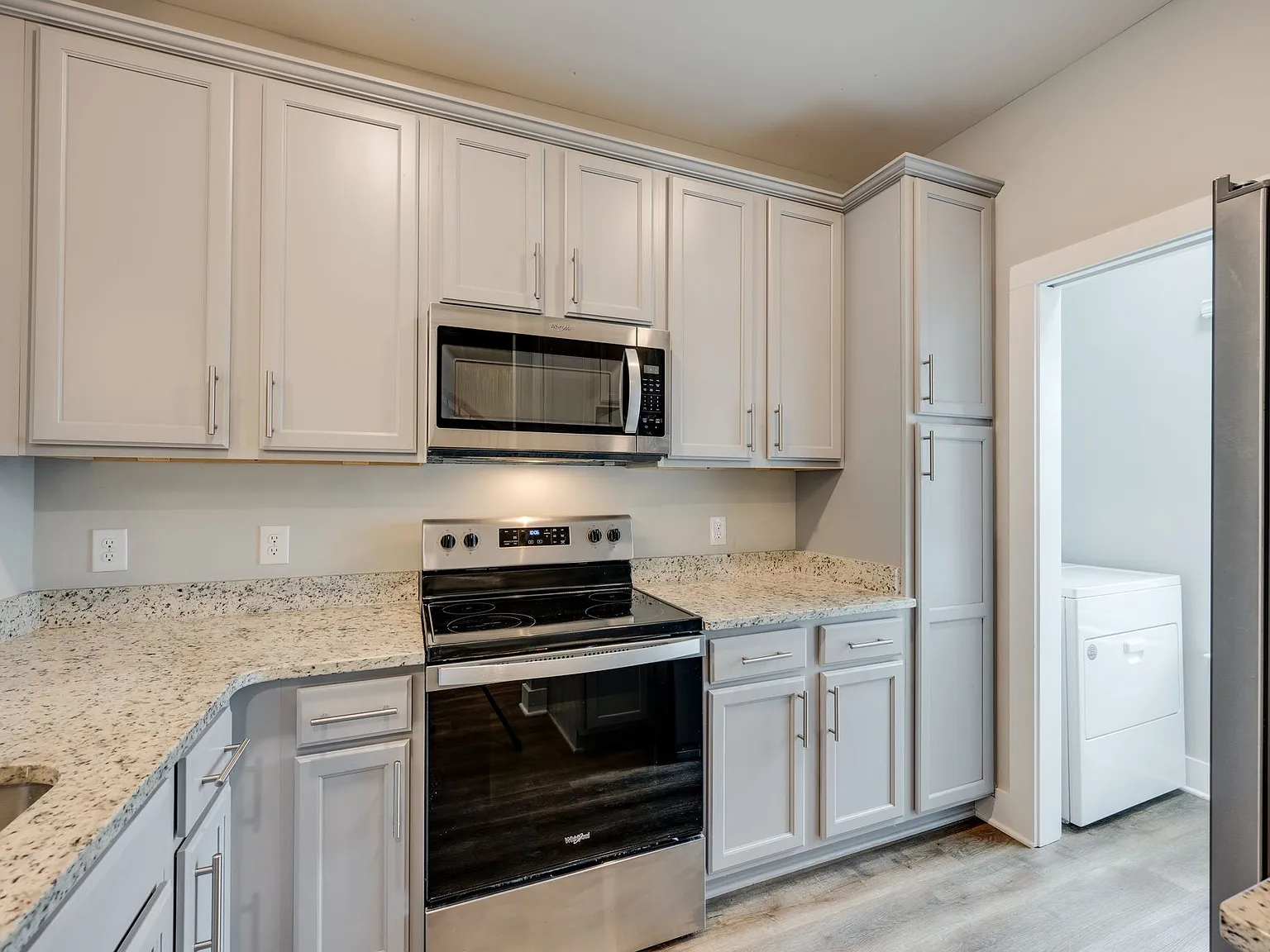 2 bed, 2.5 bath, 1190 sqft, $1,695 — Photo 4