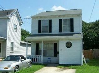 34 Redwood St, Hampton, VA 23669