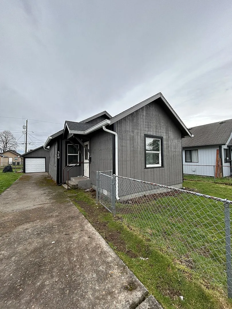 340 24th Ave photo 1