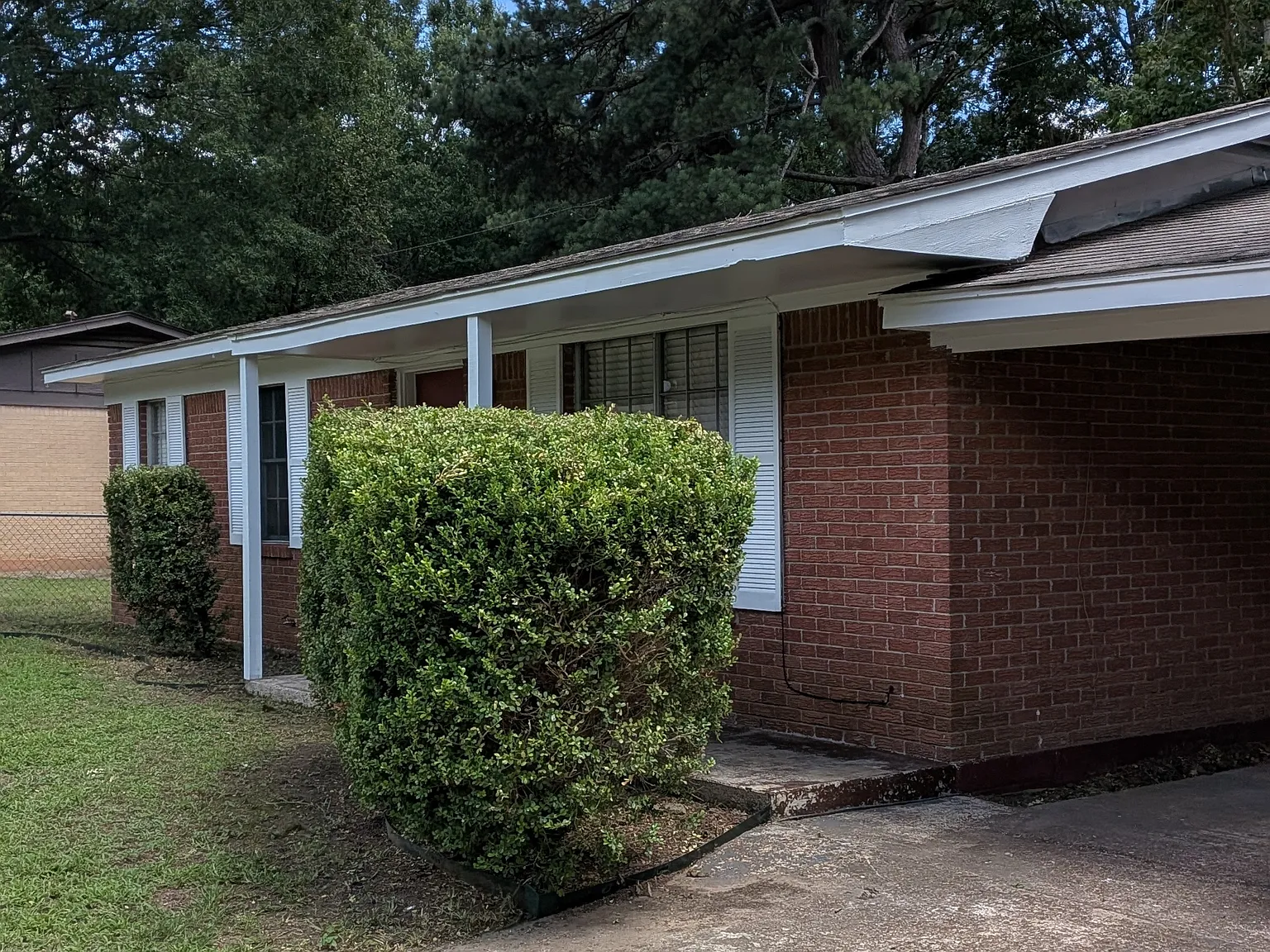 711 Hillview Street-Bryan-GBB - 1 — Photo 3