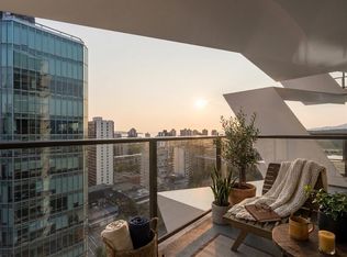 620 Cardero St #2004, Vancouver, BC V6G 0C7