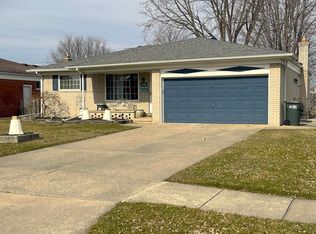 11331 Hemlock Dr, Sterling Heights, MI