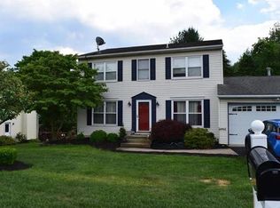 113 Fernwood Dr, Easton, PA 18040