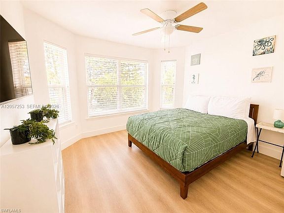 2nd image of 3659 Riviera Cir
