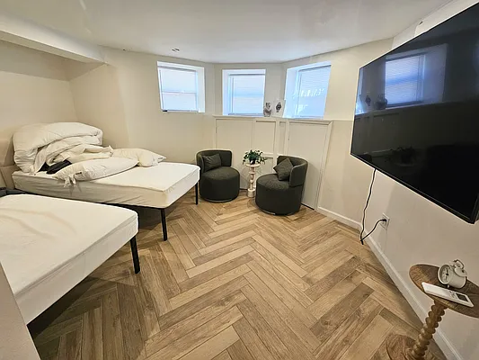 Rented by Abba Realty Associates INC | media 3