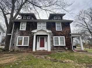 1122 4th St, Jackson, MI 49203