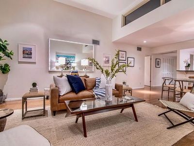 901 5th St APT J, Santa Monica, CA, 90403