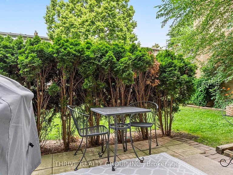 635 Wonderland Rd S #4 — Photo 19