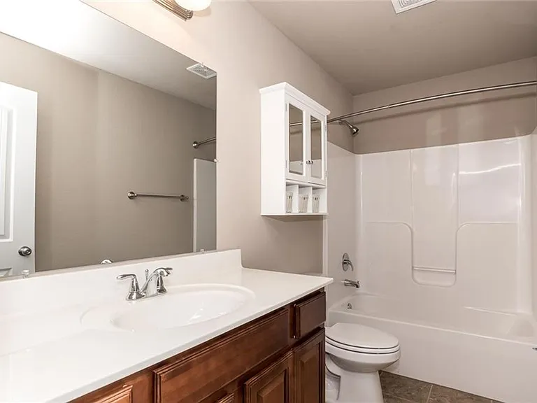 408 Driftwood Ave — Photo 13