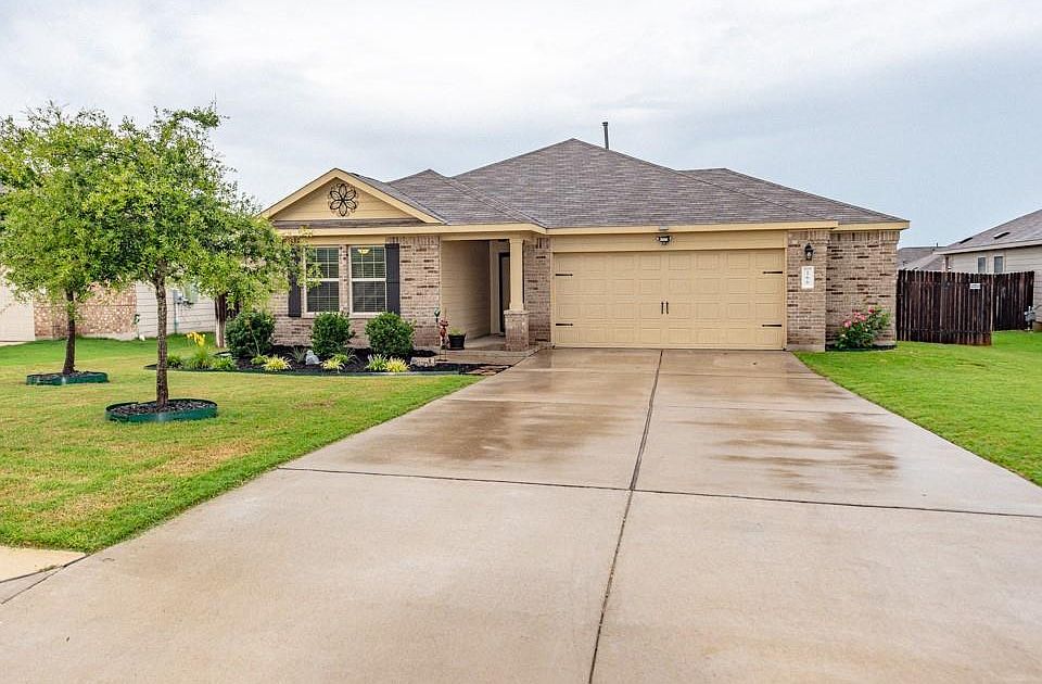 1st image of 166 Florida Springs Dr