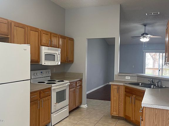 2nd image of 11517 ROLLING RIVER Boulevard