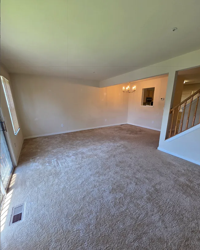 3 bed, 2.5 bath, 1320 sqft, $2,199 — Photo 4