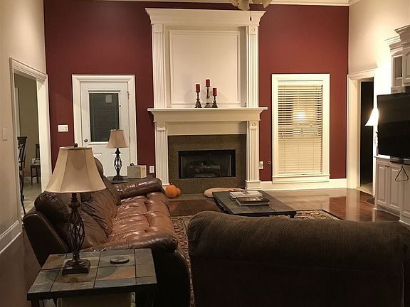 3rd image of 150 Sagefield Sq