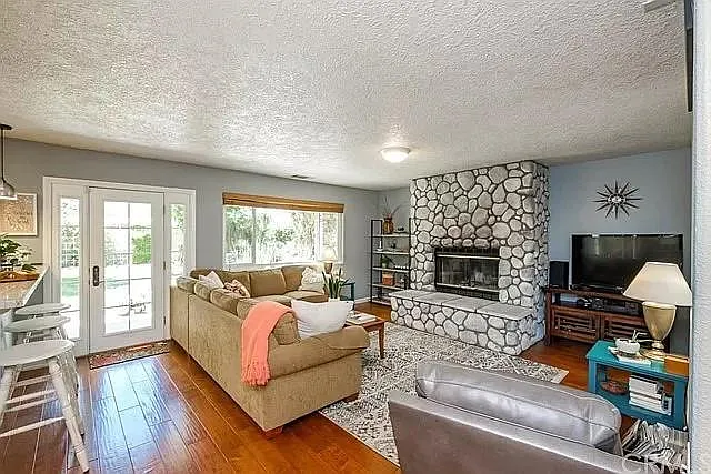 13960 Driftwood Dr — Photo 5