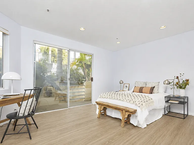 3460 S Centinela Ave — Photo 13
