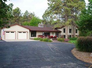 125 S Berry Pine Rd, Rapid City, SD 57702